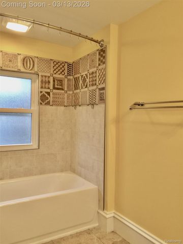 115 E Lincoln Street, Birmingham, MI 48009