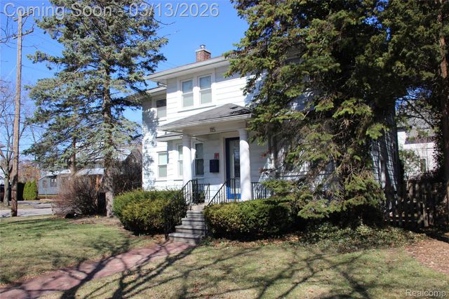 115 E Lincoln Street, Birmingham, MI 48009