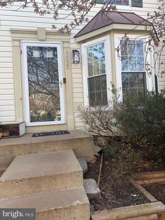 9022 CORIANDER CIR, Manassas, VA 20110