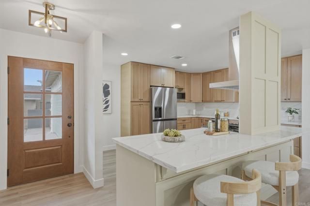 8034 skyline dr, San Diego, CA 92114