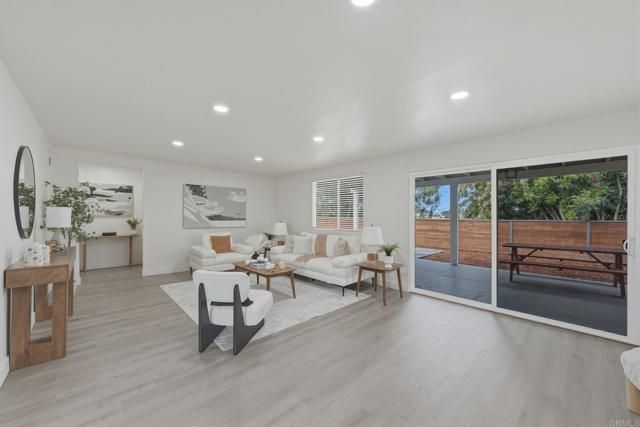 8034 skyline dr, San Diego, CA 92114