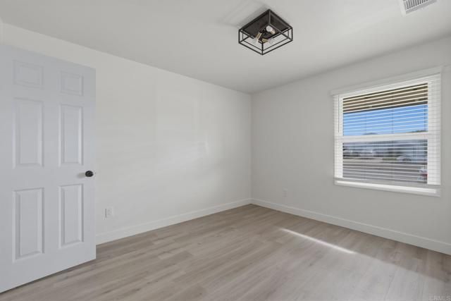 8034 skyline dr, San Diego, CA 92114