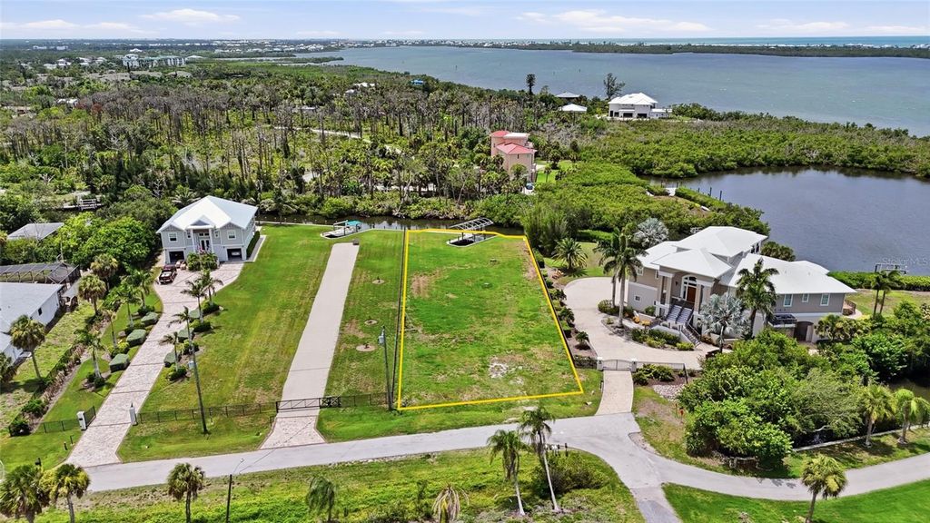 1947 WISCONSIN AVENUE, Englewood, FL 34224