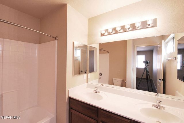 7073 COPPER CANYON Drive, El Paso, TX 79934