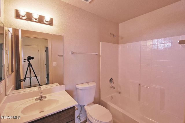 7073 COPPER CANYON Drive, El Paso, TX 79934