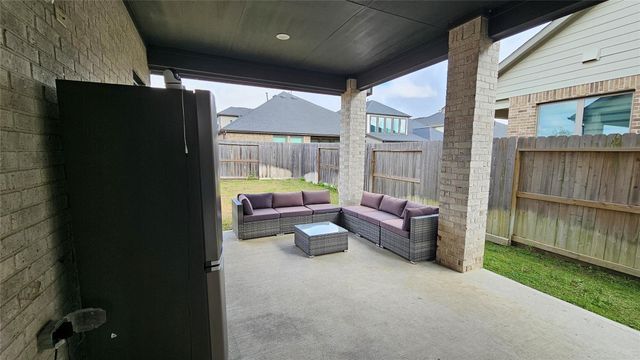 29634 Sterling Knoll Drive, Fulshear, TX 77441