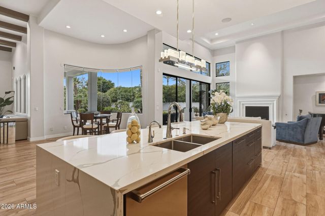 6901 E NORTHERN Avenue, Paradise Valley, AZ 85253