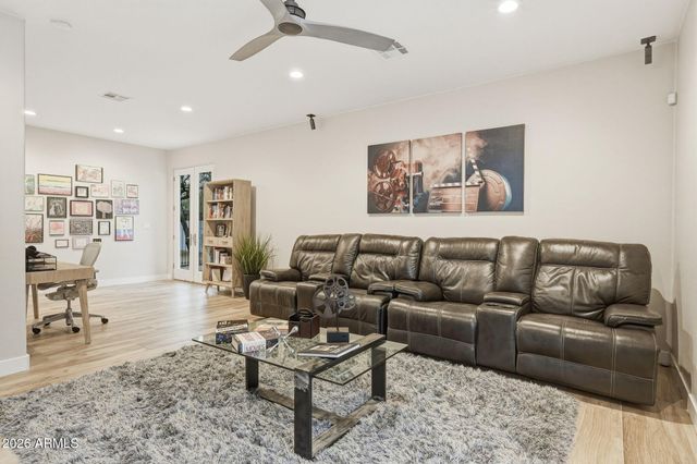 6901 E NORTHERN Avenue, Paradise Valley, AZ 85253