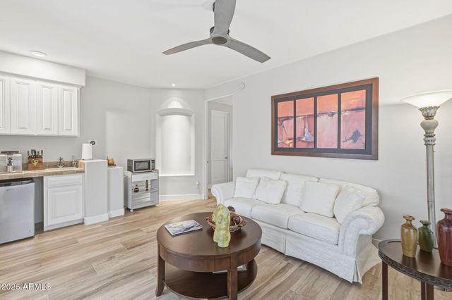 6901 E NORTHERN Avenue, Paradise Valley, AZ 85253