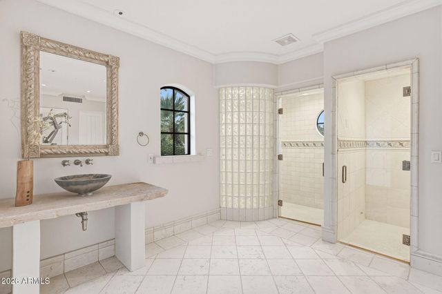 6901 E NORTHERN Avenue, Paradise Valley, AZ 85253