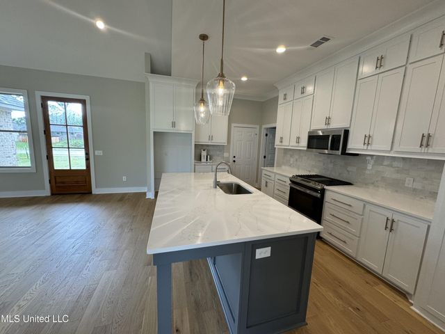 320 Willow Way, Canton, MS 39046