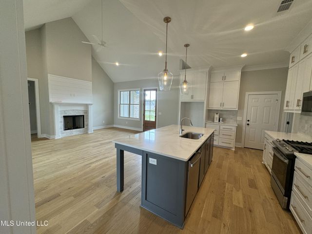 320 Willow Way, Canton, MS 39046