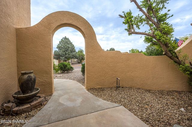 4416 Los Arboles Drive, Las Cruces, NM 88011