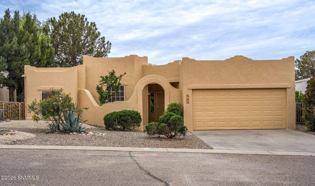 4416 Los Arboles Drive, Las Cruces, NM 88011