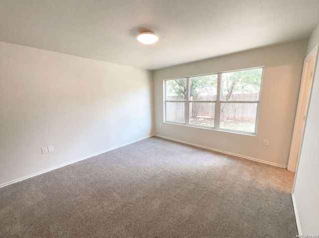 8906 MISSION BRK, San Antonio, TX 78223