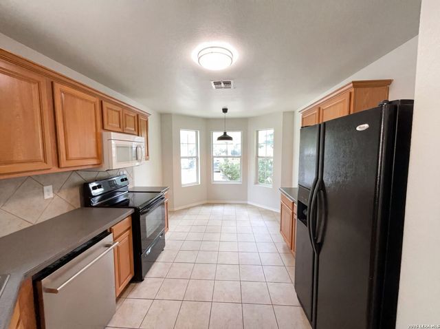 8906 MISSION BRK, San Antonio, TX 78223
