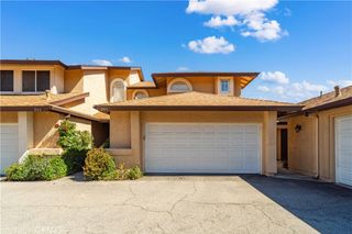 22914 Banyan Place 201, Saugus, CA 91390