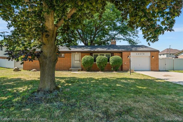 42879 Hanks Lane, Sterling Heights, MI 48314