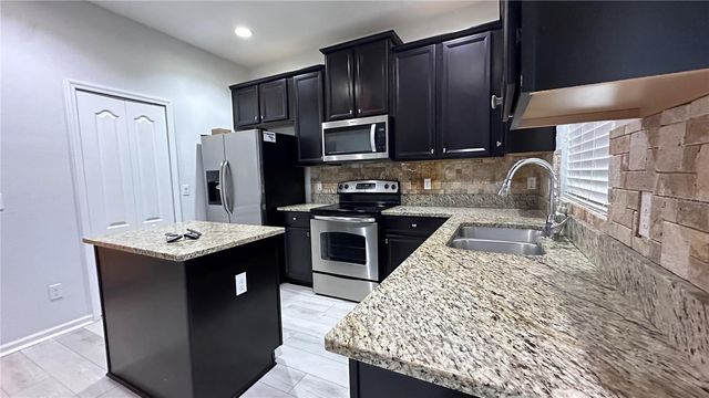 552 JUNIPER SPRINGS DRIVE, Groveland, FL 34736