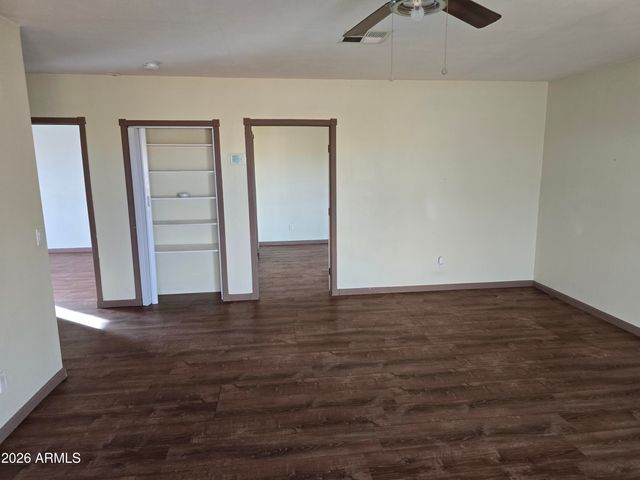 25408 W ADAMANDA Drive, Morristown, AZ 85342