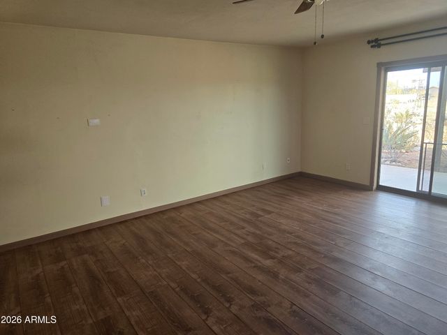 25408 W ADAMANDA Drive, Morristown, AZ 85342