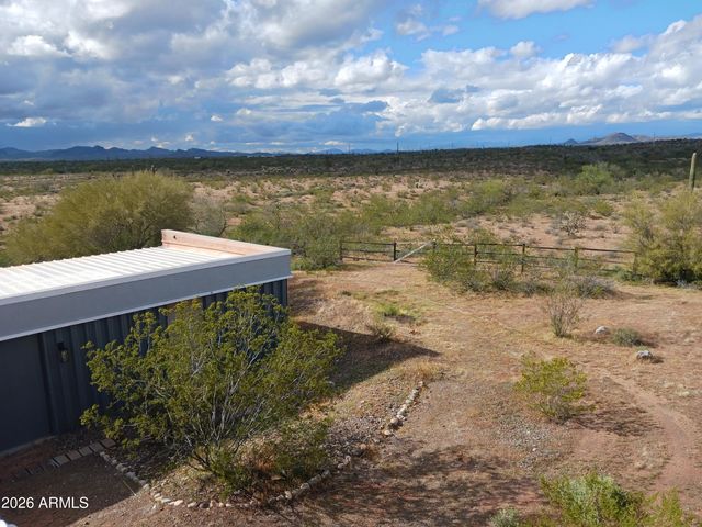 25408 W ADAMANDA Drive, Morristown, AZ 85342