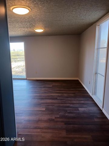 25408 W ADAMANDA Drive, Morristown, AZ 85342