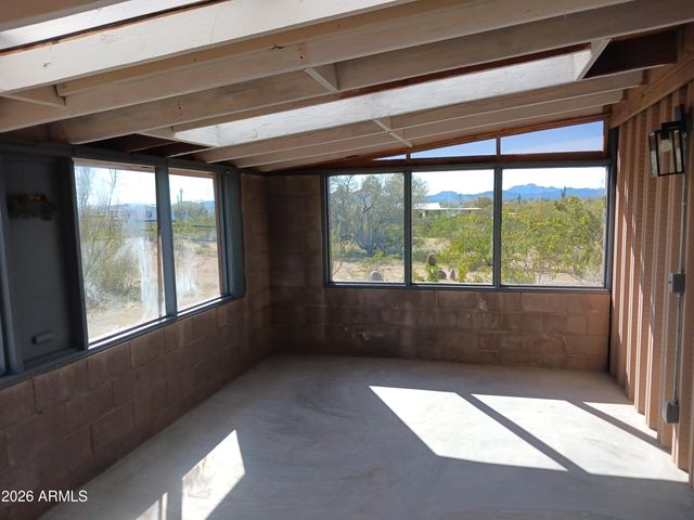 25408 W ADAMANDA Drive, Morristown, AZ 85342