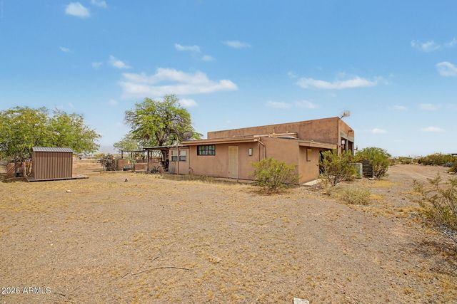 25408 W ADAMANDA Drive, Morristown, AZ 85342