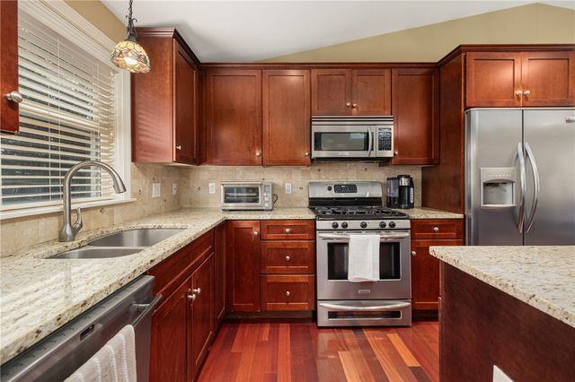 36 Georgia Avenue, North Kingstown, RI 02852