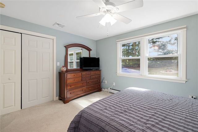 36 Georgia Avenue, North Kingstown, RI 02852