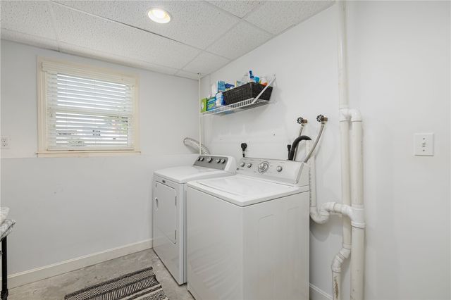 36 Georgia Avenue, North Kingstown, RI 02852