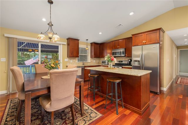 36 Georgia Avenue, North Kingstown, RI 02852