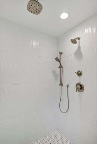 16546 Pear Avenue, Orland Park, IL 60462