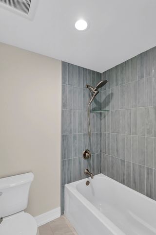 16546 Pear Avenue, Orland Park, IL 60462