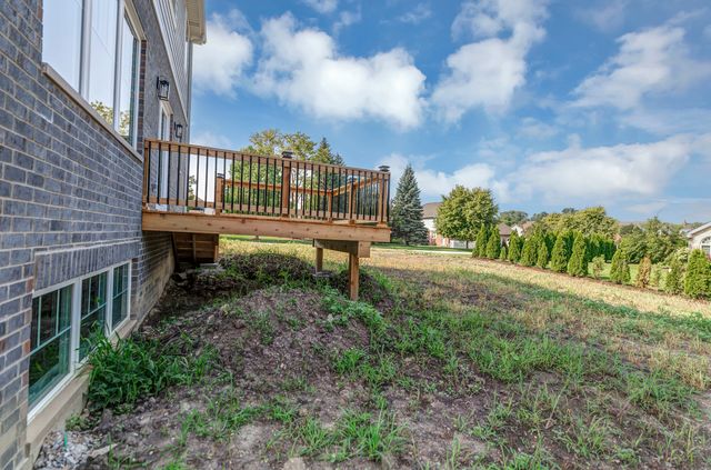 16546 Pear Avenue, Orland Park, IL 60462