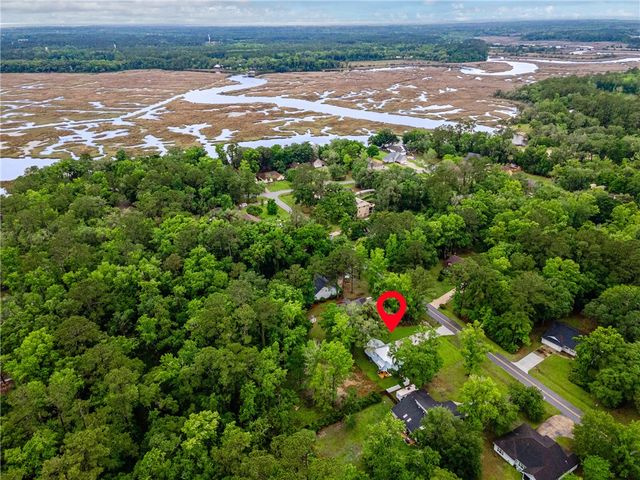 416 S Deals Circle, Woodbine, GA 31569