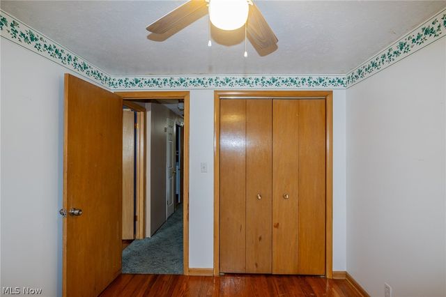 490 Mapleview Drive, Seven Hills, OH 44131