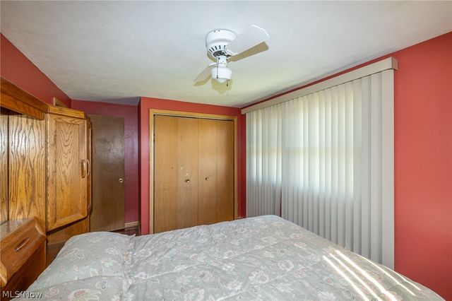 490 Mapleview Drive, Seven Hills, OH 44131