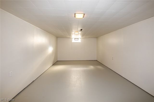 490 Mapleview Drive, Seven Hills, OH 44131