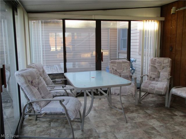 490 Mapleview Drive, Seven Hills, OH 44131