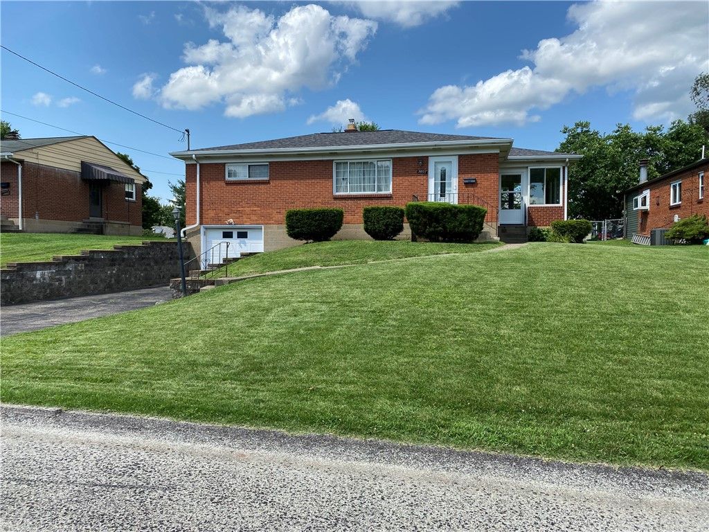 3095 Kipp Ave., Lower Burrell, PA 15068