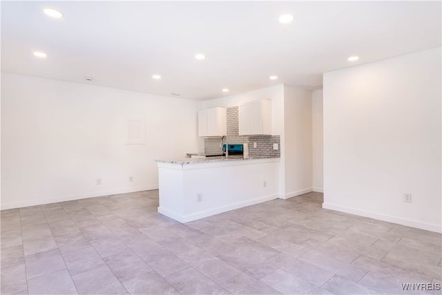 2697 Riverton Avenue, Hamburg, NY 14075