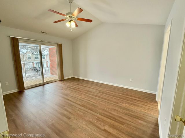 46116 Rhodes Drive, Macomb Township, MI 48044