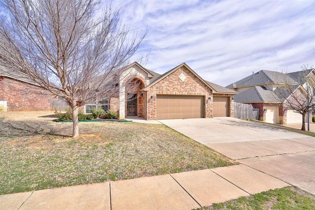 1805 Hobo Street, Yukon, OK 73099