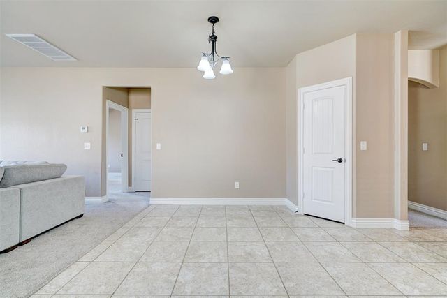 1805 Hobo Street, Yukon, OK 73099