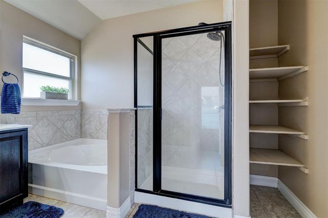 1805 Hobo Street, Yukon, OK 73099