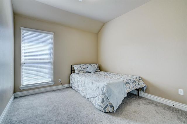 1805 Hobo Street, Yukon, OK 73099