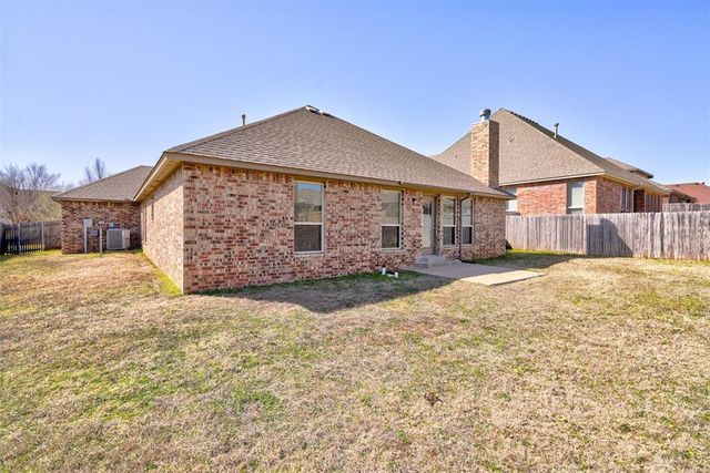 1805 Hobo Street, Yukon, OK 73099