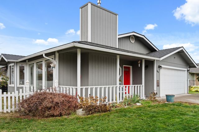 640 Malabar Street, Central Point, OR 97502